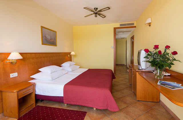 Hotel Zora, Primošten, Hrvaška Hotel Zora, Primošten, Hrvaška
