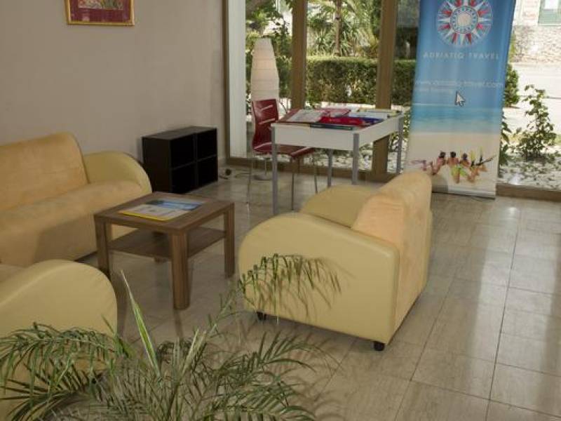 Hotel Laguna 