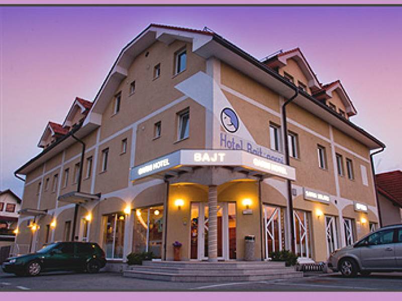 Hotel Bajt Garni 