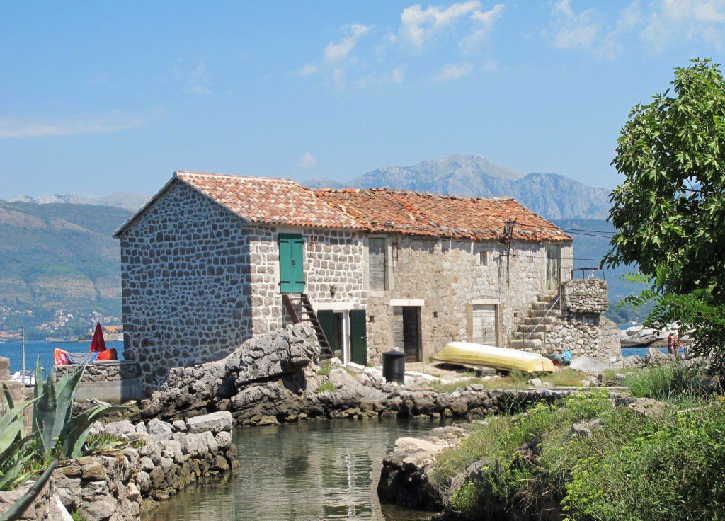 Рыбацкий дом  Fishermans House Bjelila, Tivat, Montenegro 11