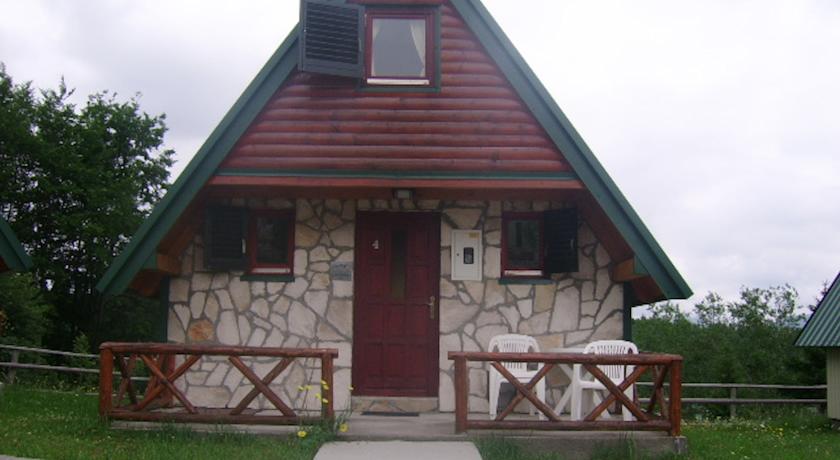 Zabljak Bungalows Zabljak Bungalows Zabljak | Cipa Travel Zabljak Bungalows Zabljak Bungalows Zabljak | Cipa Travel